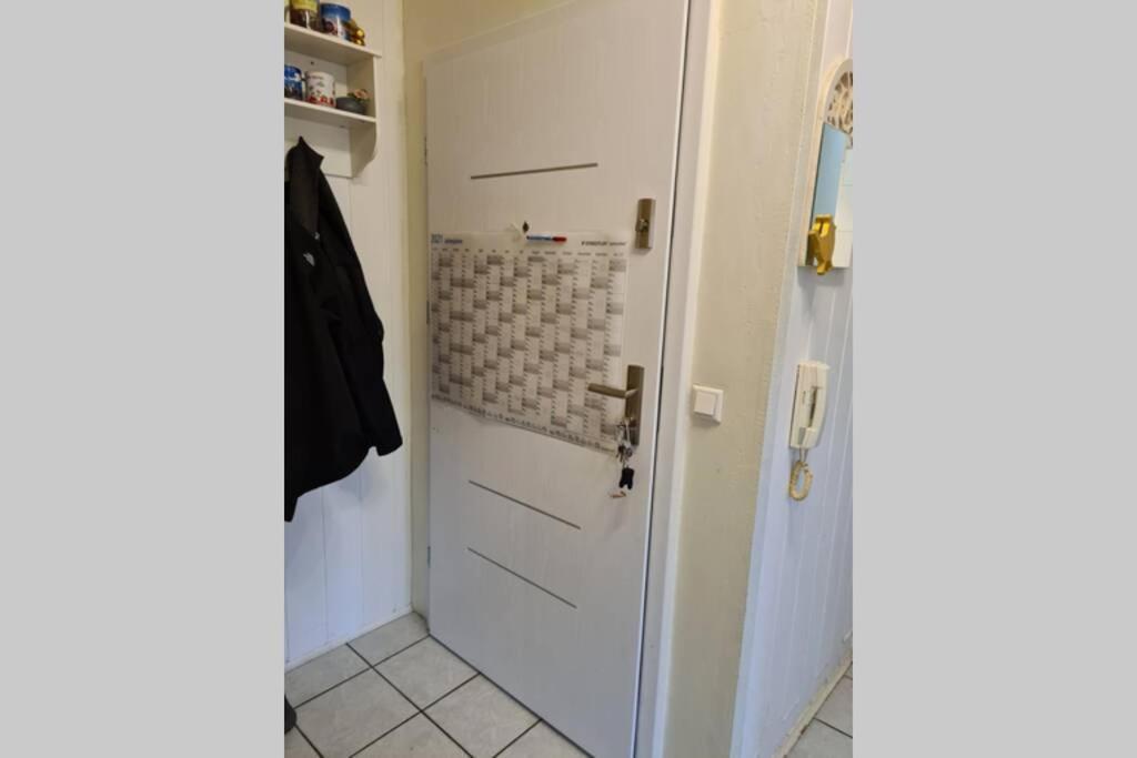 Charmantes Helles Zimmer Zentrumnah Und Naturnah Goeppingen Ngoại thất bức ảnh