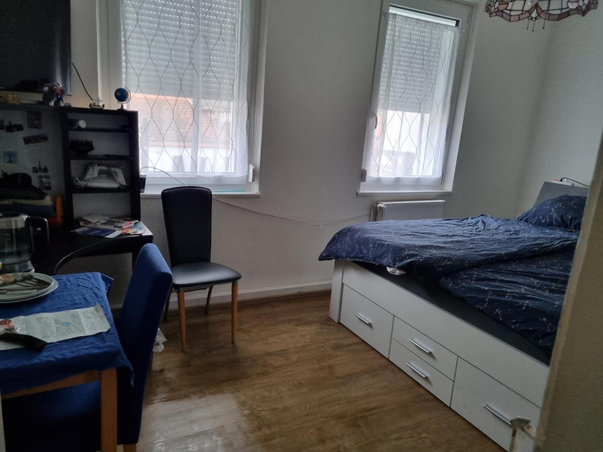Charmantes Helles Zimmer Zentrumnah Und Naturnah Goeppingen Ngoại thất bức ảnh